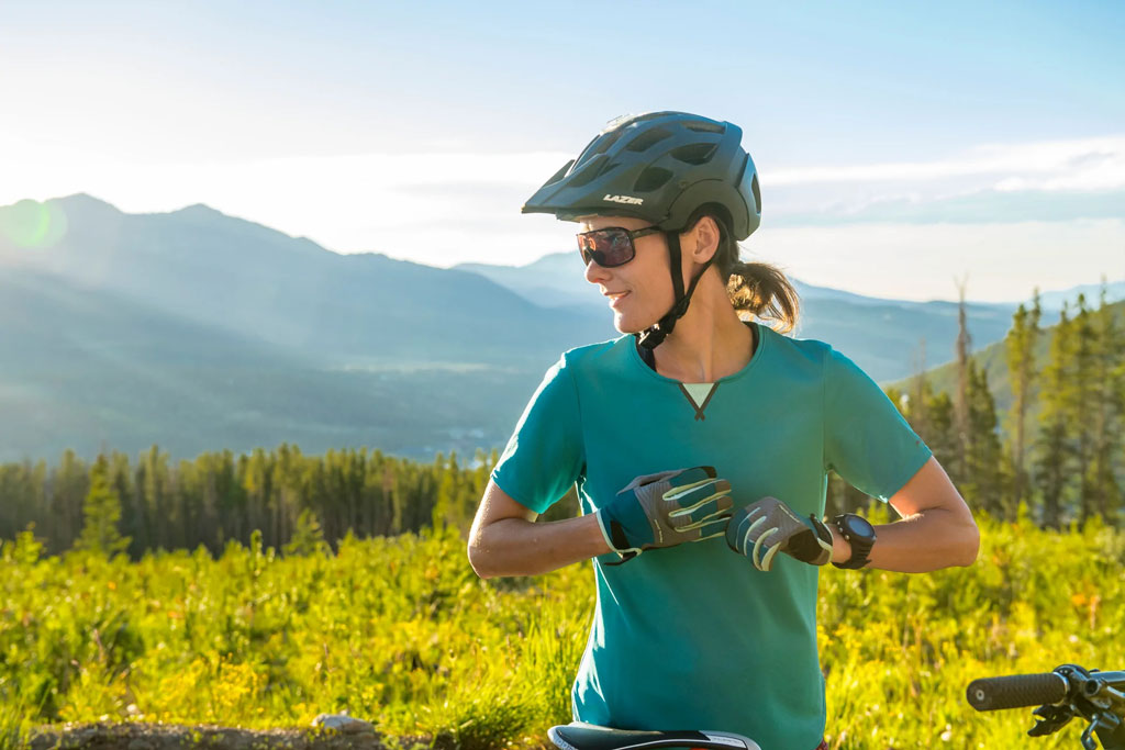 Fahrradbekleidung Damen online bestellen bei Garage/Velos-Motos Allemann Zuchwil