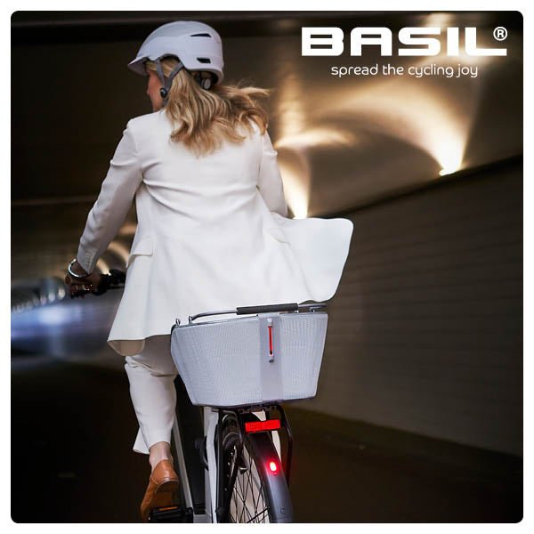 Stylisch und sicher zugleich? Das geht! - Garage/Velos-Motos Allemann