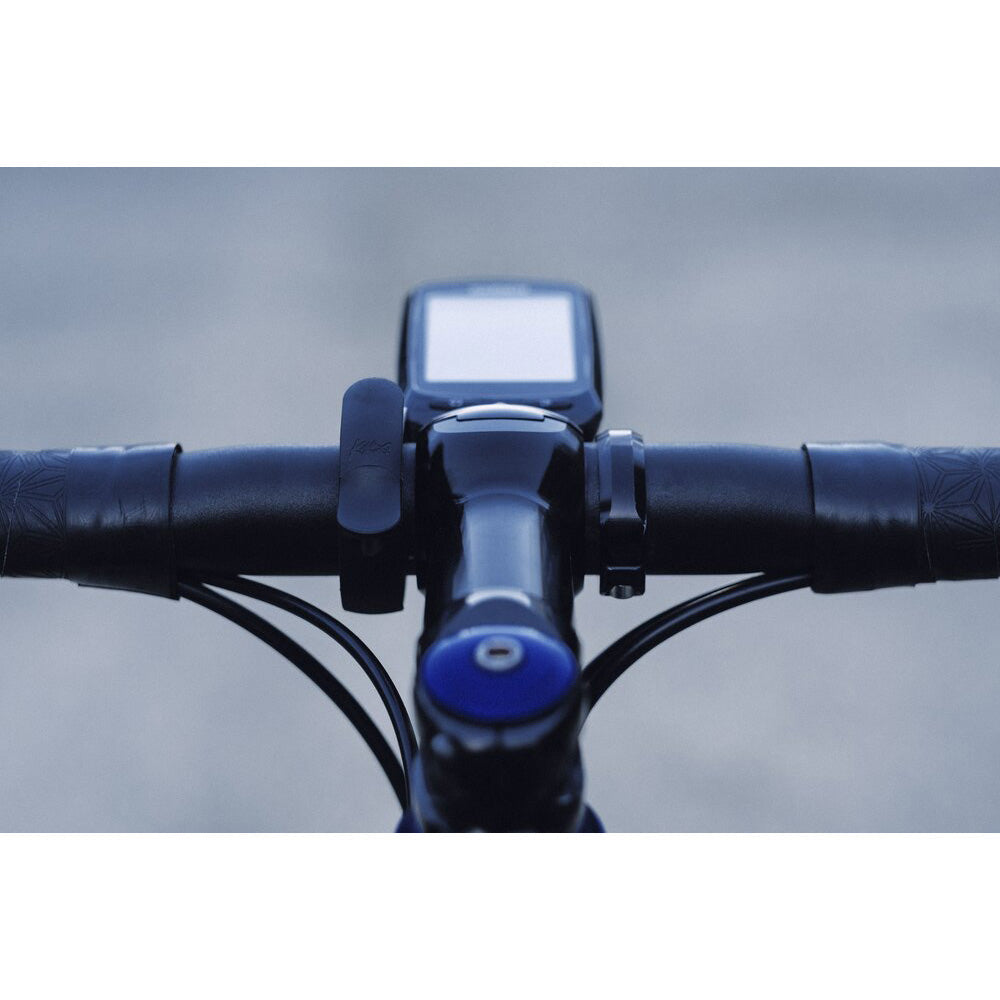 Knog Oi Prima – Design-Fahrradklingeln mit klarer Formsprache