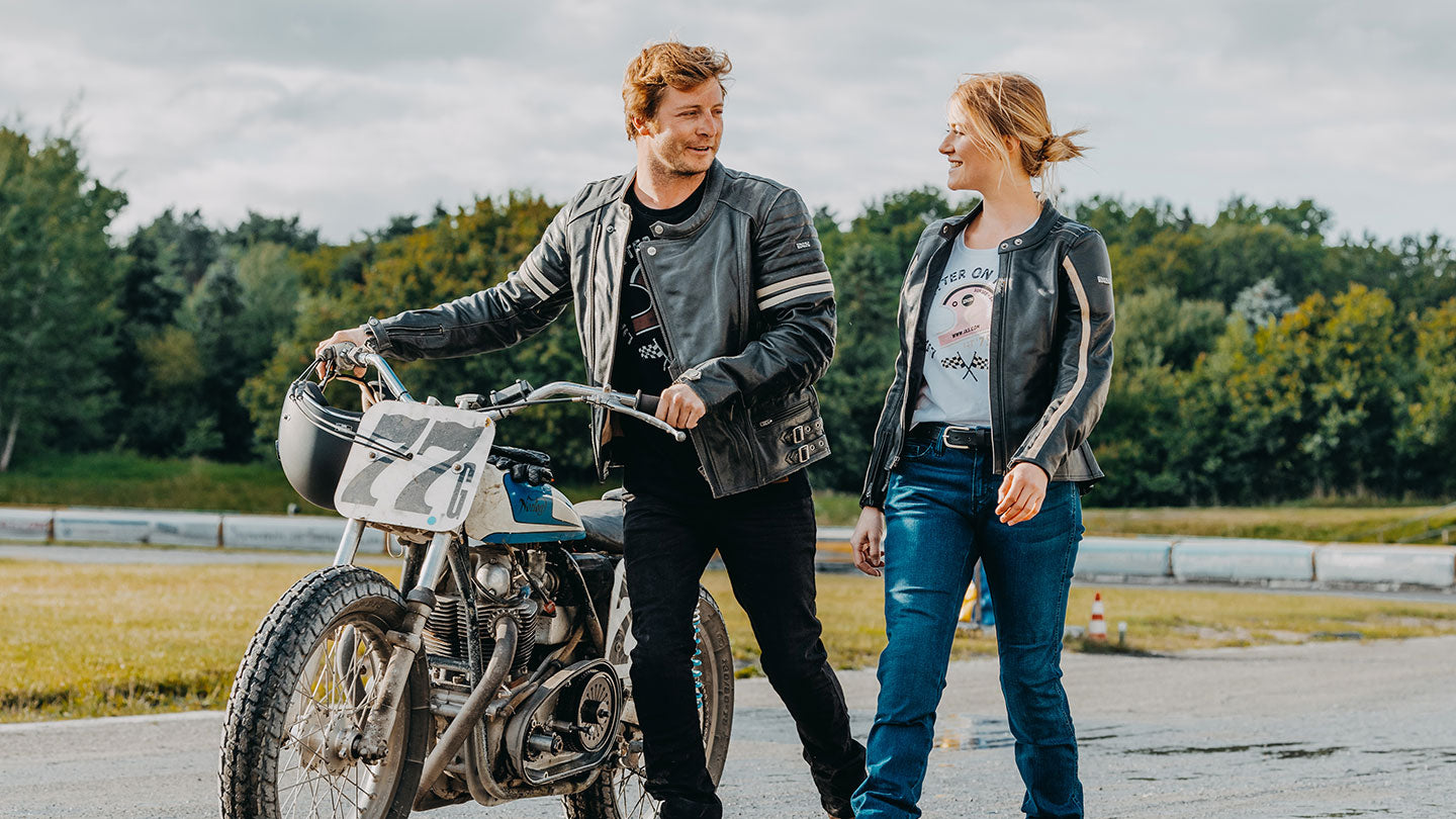 Motorradbekleidung für Damen & Herren online kaufen