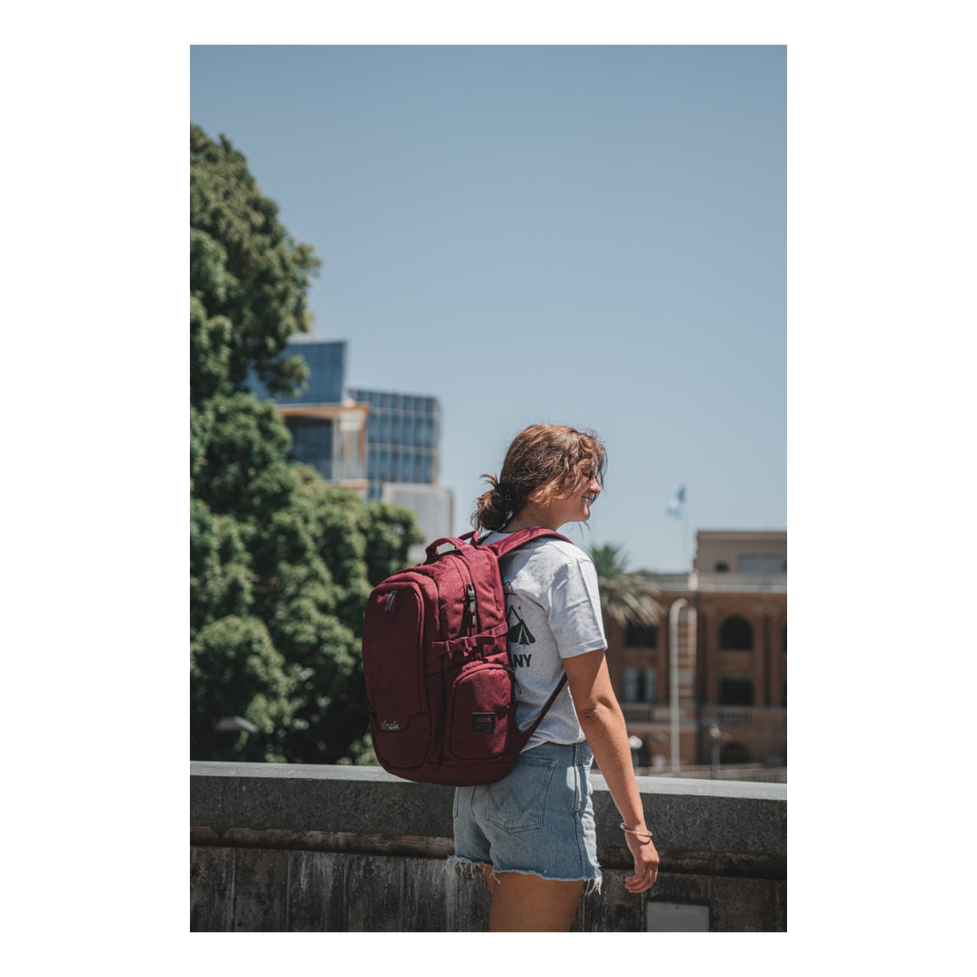 Albek Dudley Rucksack burgundy dunkelrot