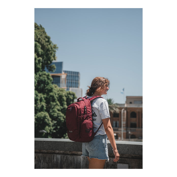Albek Dudley Rucksack burgundy dunkelrot