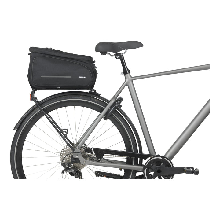 Basil Move Gepäckträgertasche  10-26L schwarz