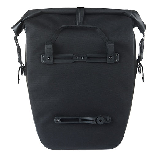 Basil Navigator Waterproof L Einzeltasche MIK Hooks 25-31L schwarz