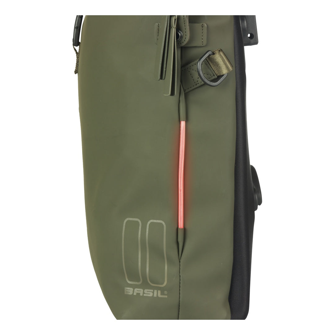 Basil SoHo MIK STUDS Umhängetasche 17L grün