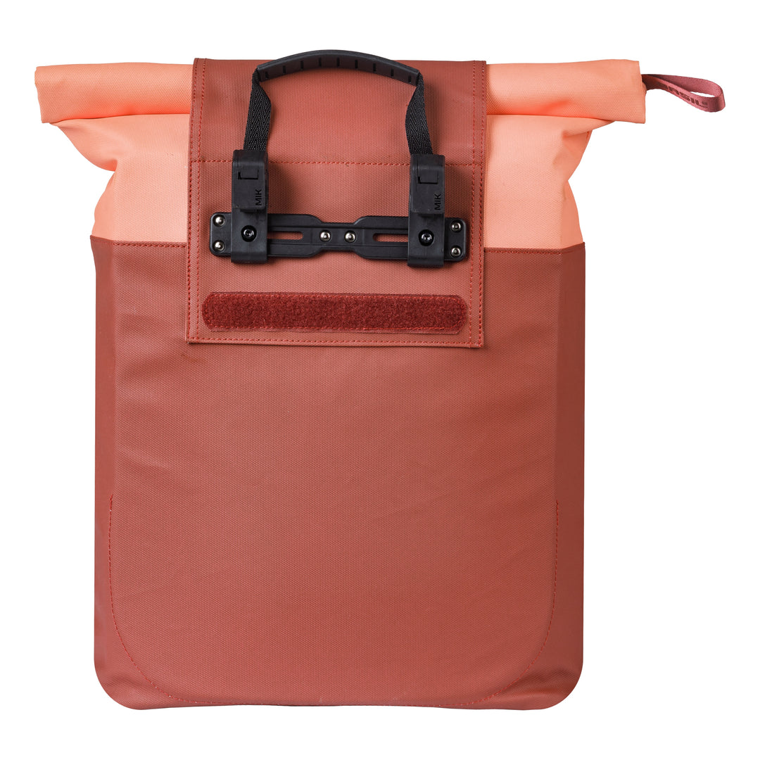 Basil Vive Shopper Gepäckträgertasche MIK Hooks 15-20L bordeaux/pink