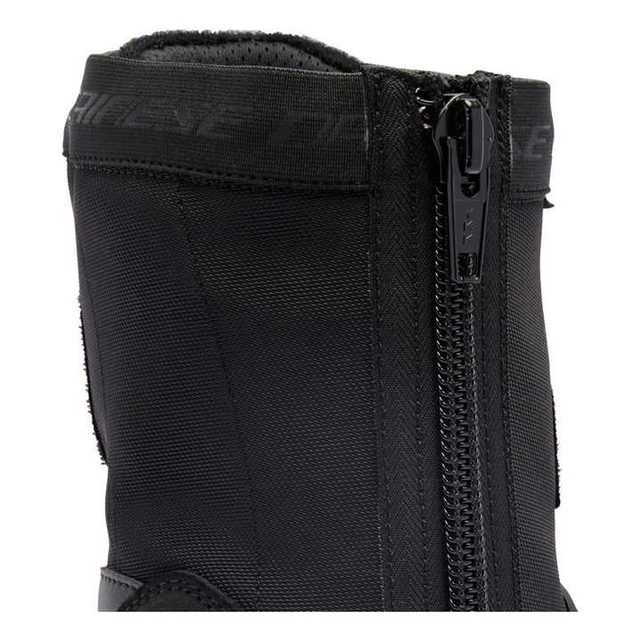 Dainese Stiefel Axial 2 schwarz-fluo rot