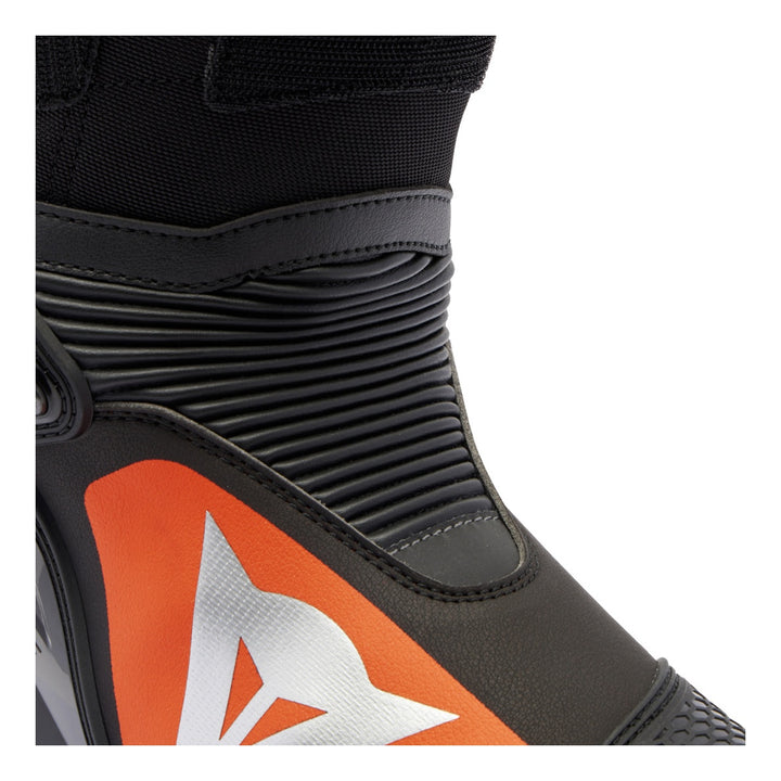 Dainese Stiefel Axial 2 schwarz-fluo rot