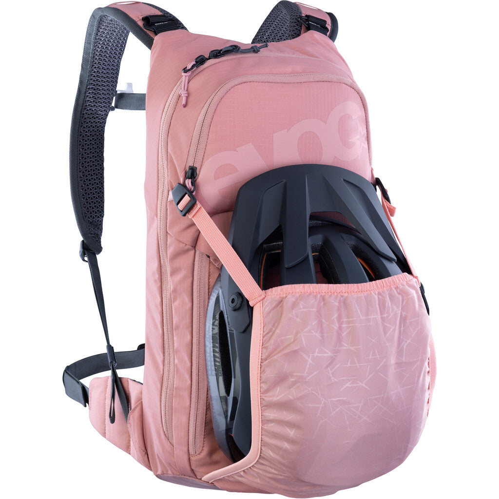 Stage 6L Backpack + 2L Bladder