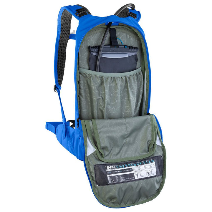 Stage 6L Backpack + 2L Bladder
