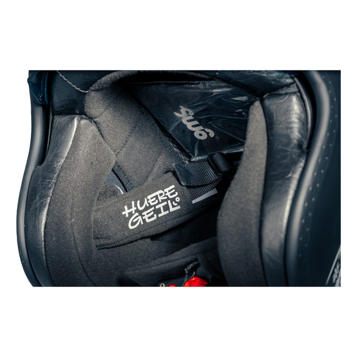 gms Jethelm Ride in Switzerland schwarz-weiss