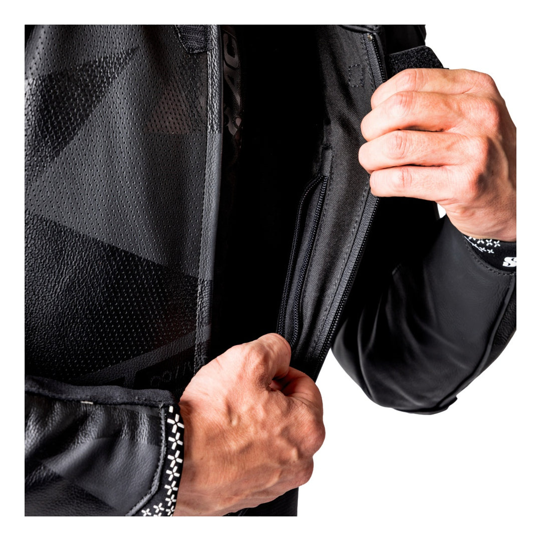 iXS Ace 1.0 Lederkombi Einteiler schwarz