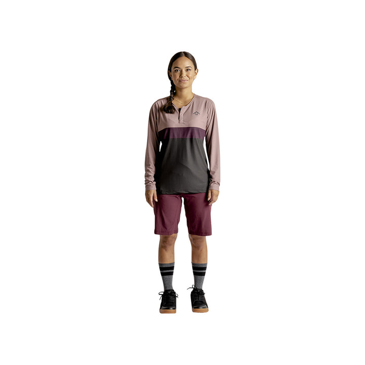 Women's Flow XTG Hip-Hugger Shorts