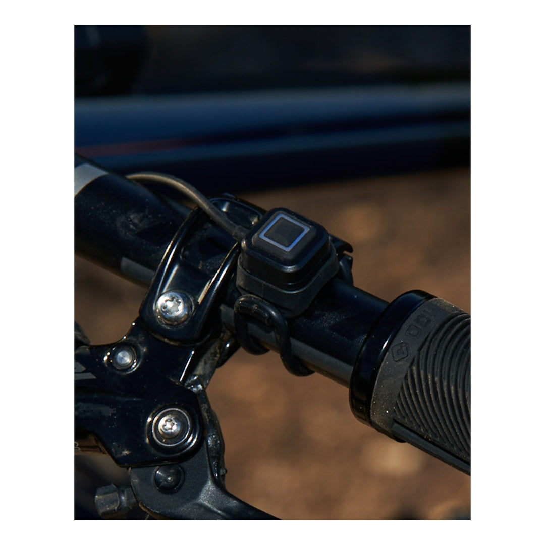 Knog Scheinwerfer Blinder X 1800 mit externem Akku 10&