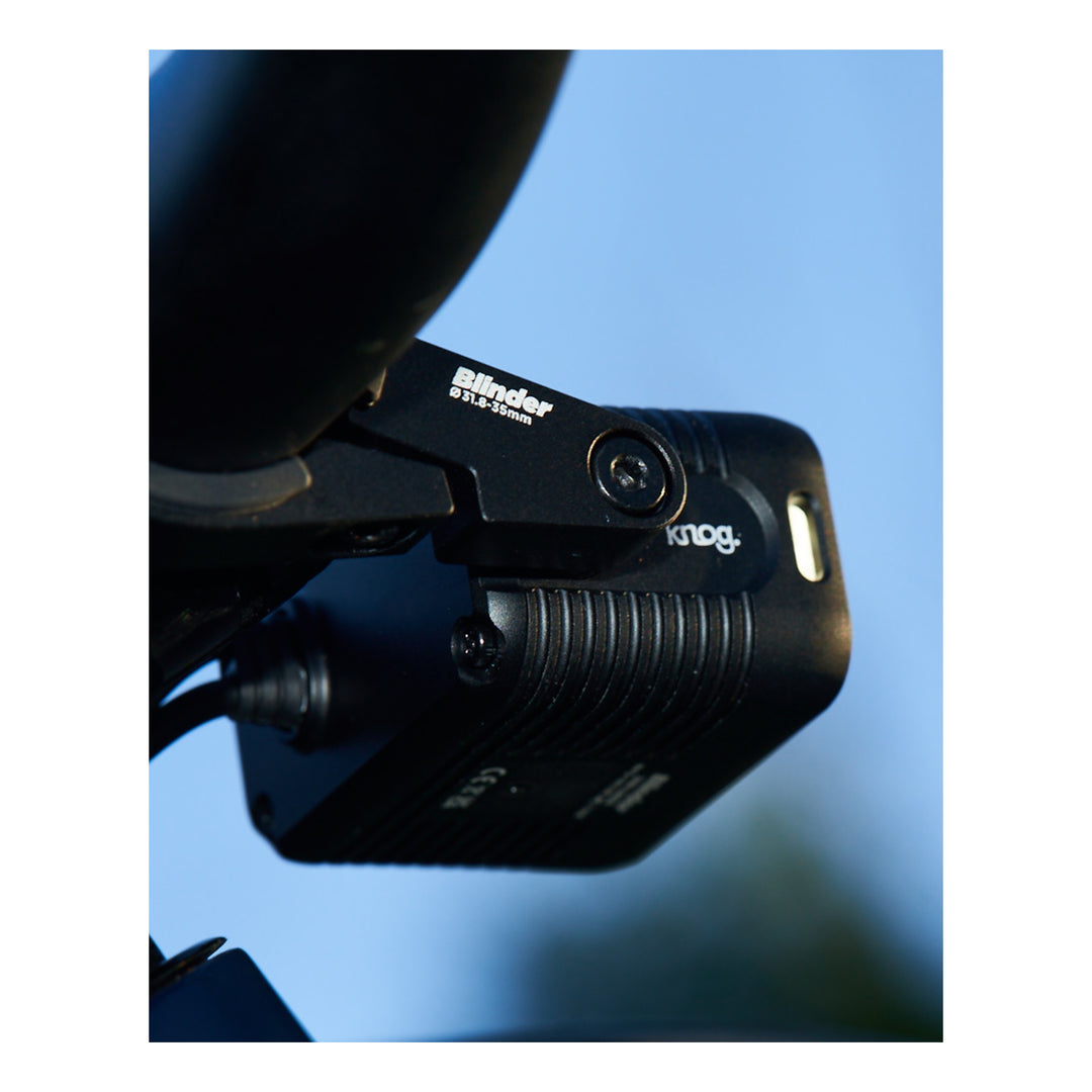 Knog Scheinwerfer Blinder X 2300 mit externem Akku 10&