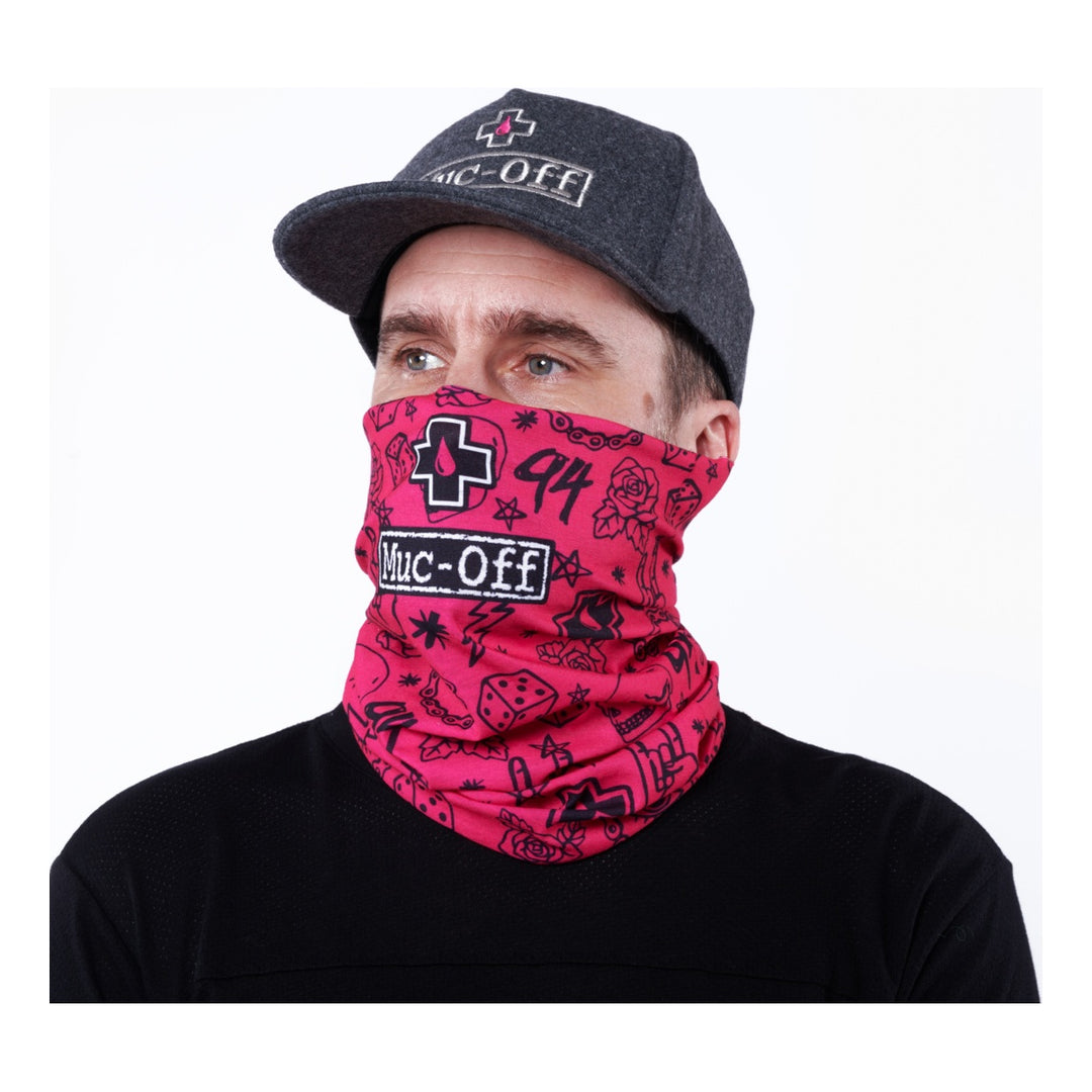 Muc-Off Lightweight Neck Gaiter pink punk pink