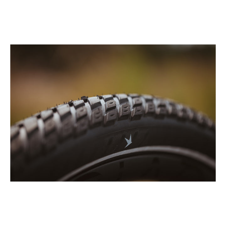 Schwalbe Pneu Marathon Mondial 27x2.25 Starr mit Reflexstreifen black