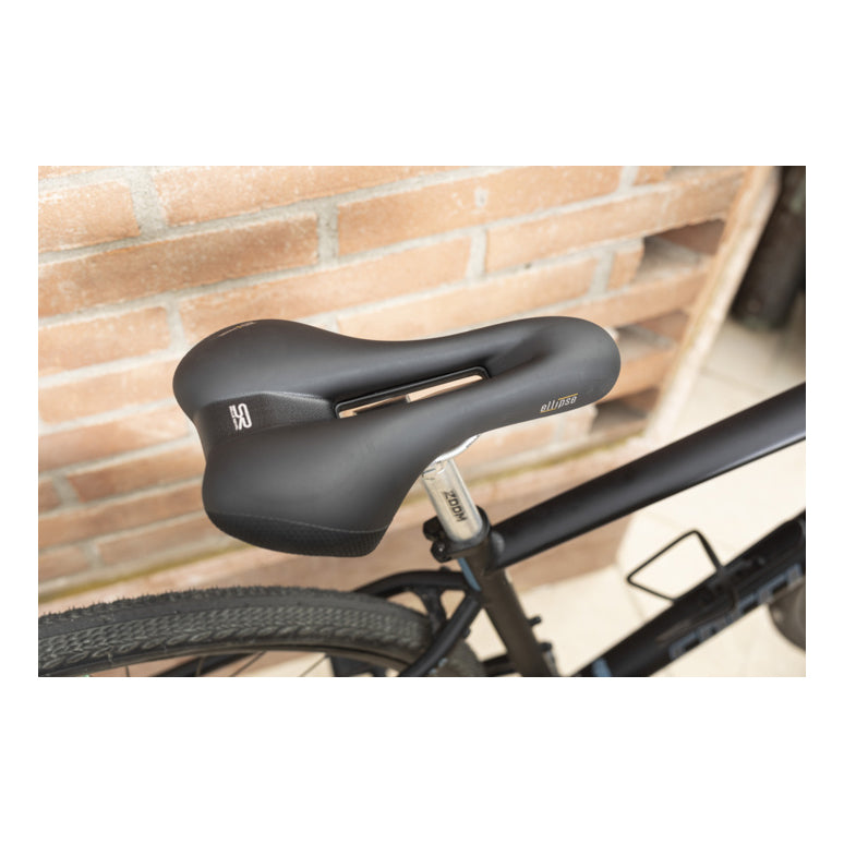 Ellipse Athletic Sattel