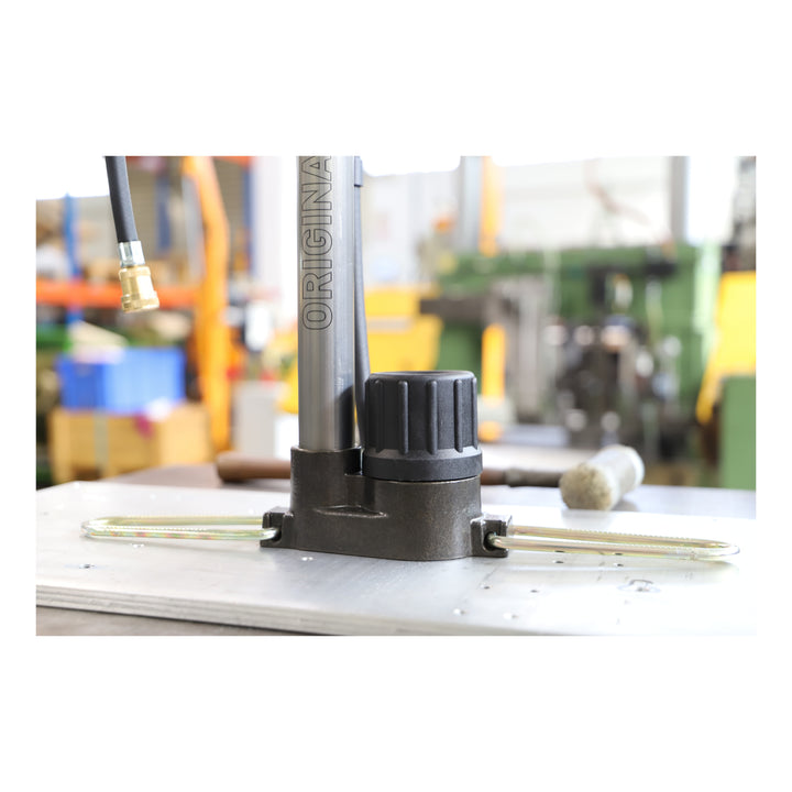 SKS Standpumpe Rennkompressor60 LTD mit Messingstecknippel Silber