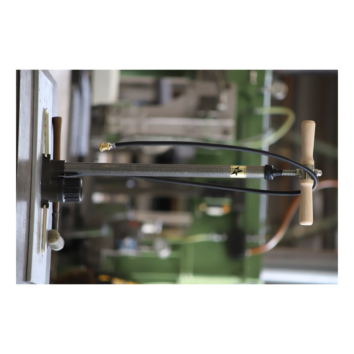 SKS Standpumpe Rennkompressor60 LTD mit Messingstecknippel Silber
