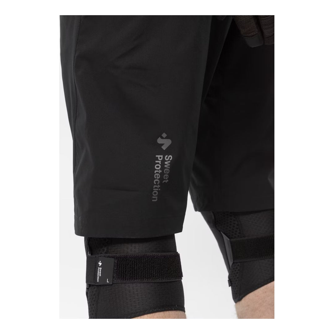 Sweet Protection Hunter Slashed Shorts schwarz