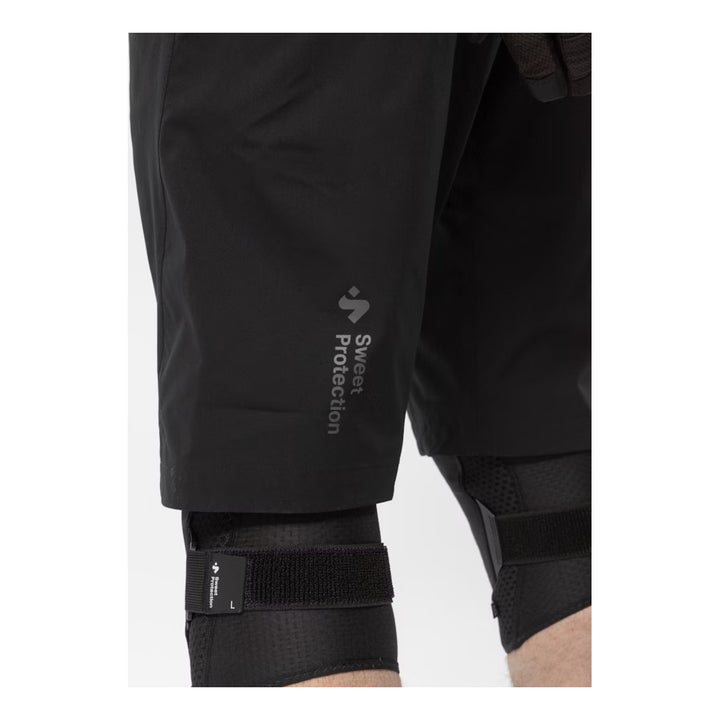 Sweet Protection Hunter Slashed Shorts schwarz
