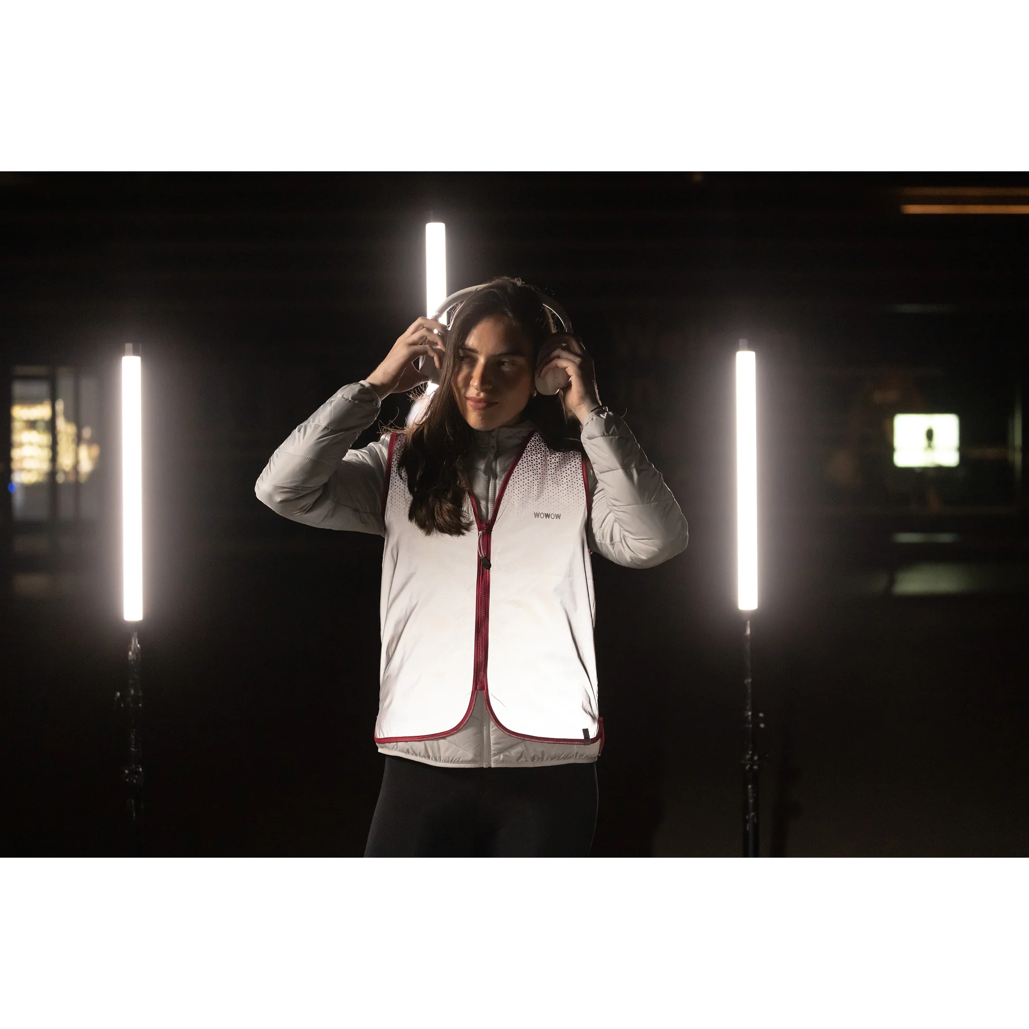 wowow-leuchtweste-yara-jacket-fr-3.webp__PID:4f1d4d73-015b-4574-a432-7c9f87cc3516